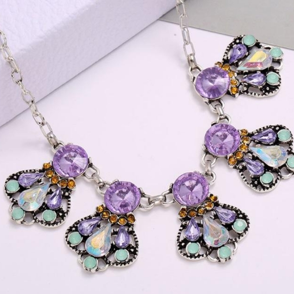 Rhinestone Crystal Bib Accent Necklace - Picture 7 of 8